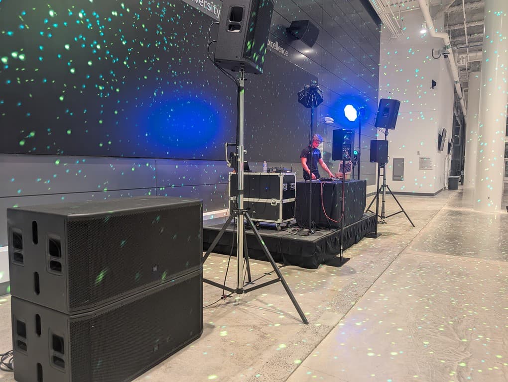 Miron Victory Hall 13